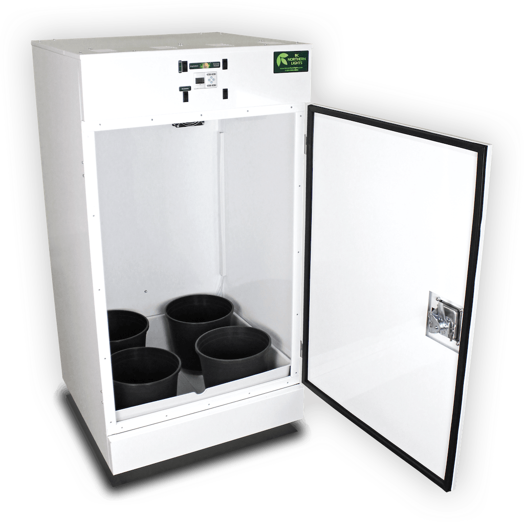 The MotherShip™ grow box interior shot